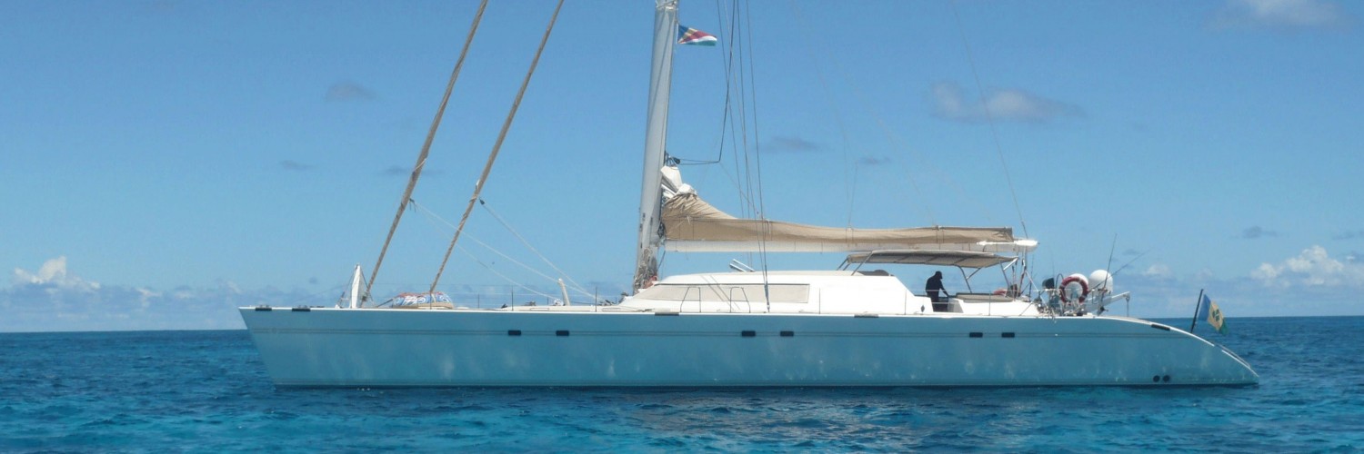 Lonestar-Luxury-Catamaran